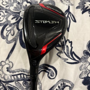 Men's 2023 TaylorMade Stealth Left Hand Hybrid Extra Stiff Flex 3H (Used)