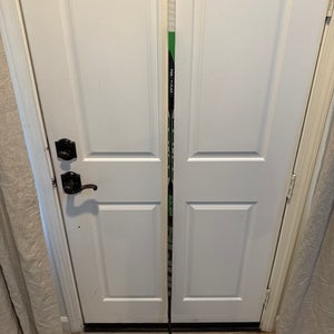 Senior Bauer Sling Left Hand Hockey Stick P92 (Used)