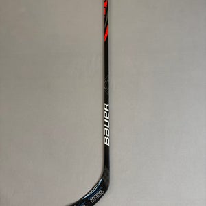 New Senior Bauer Vapor Team Right Handed Pro Stock Hockey Stick 87 Flex P92M