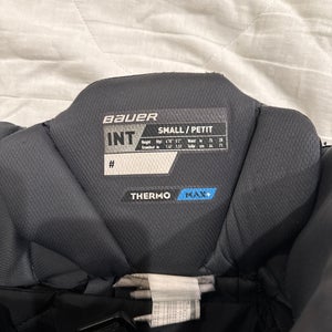 Intermediate Small 2020 Bauer Elite Hockey Goalie Pants  (Used)