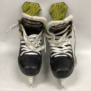 Used Bauer SUPREME M4 Junior Hockey Skate Junior 03.5 11851-S000033532