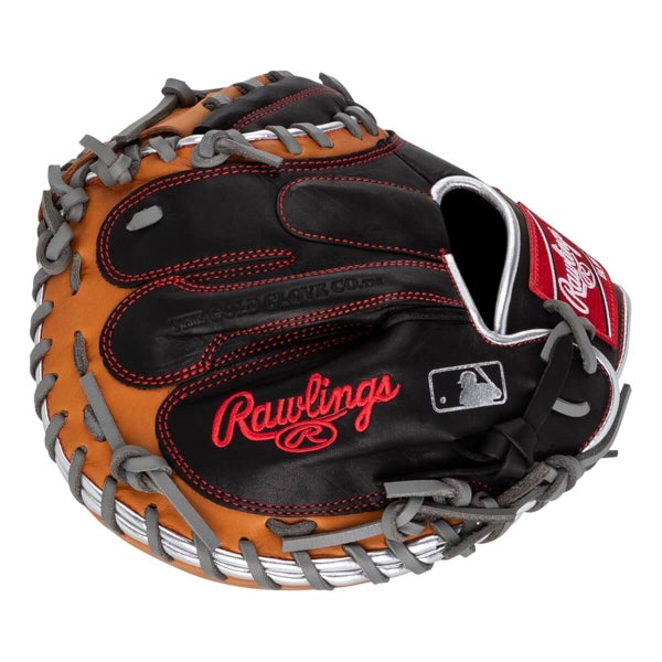 Used Rawlings R9CMU-23BT Right Hand Thrower - Good Condition