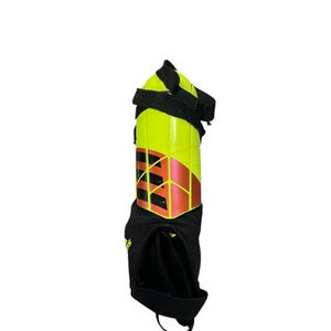 Used Adidas Soccer Shin Guards Junior Green SM 11834-S000036417