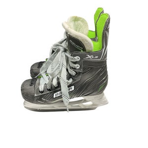 Used Bauer XLS Junior Hockey Skate Junior 02 11834-S000036570