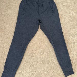 Gray Medium/Large Men's Lululemon Pants (Used)