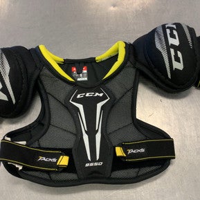 Used CCM 9550 Junior Shoulder Pads SM 11339-S000182670