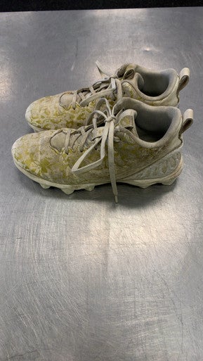 Used Under Armour Jr FB Cleats White Junior 06 11339-S000182502