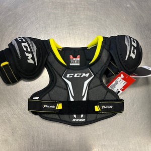 Used CCM 9550 Youth Shoulder Pads MD 11339-S000189116