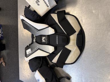 Used Bauer PRODIGY Junior Body Armor SM 11339-S000190940