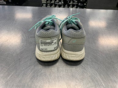 Used Asics Senior 6.5 Running Shoes 11339-S000161547