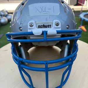 Adult DOUBLE Extra Large Schutt Vengeance Pro Helmet (Used)