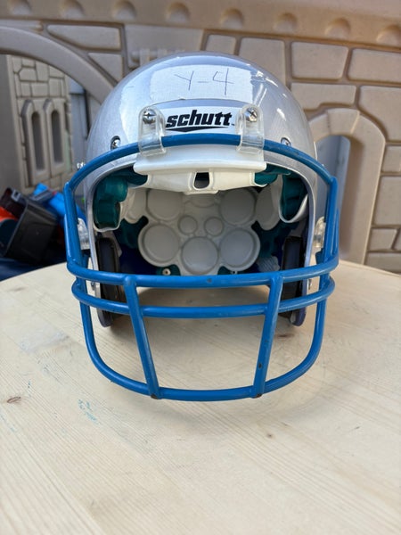 Youth Medium Schutt Air XP Pro Helmet (Used)