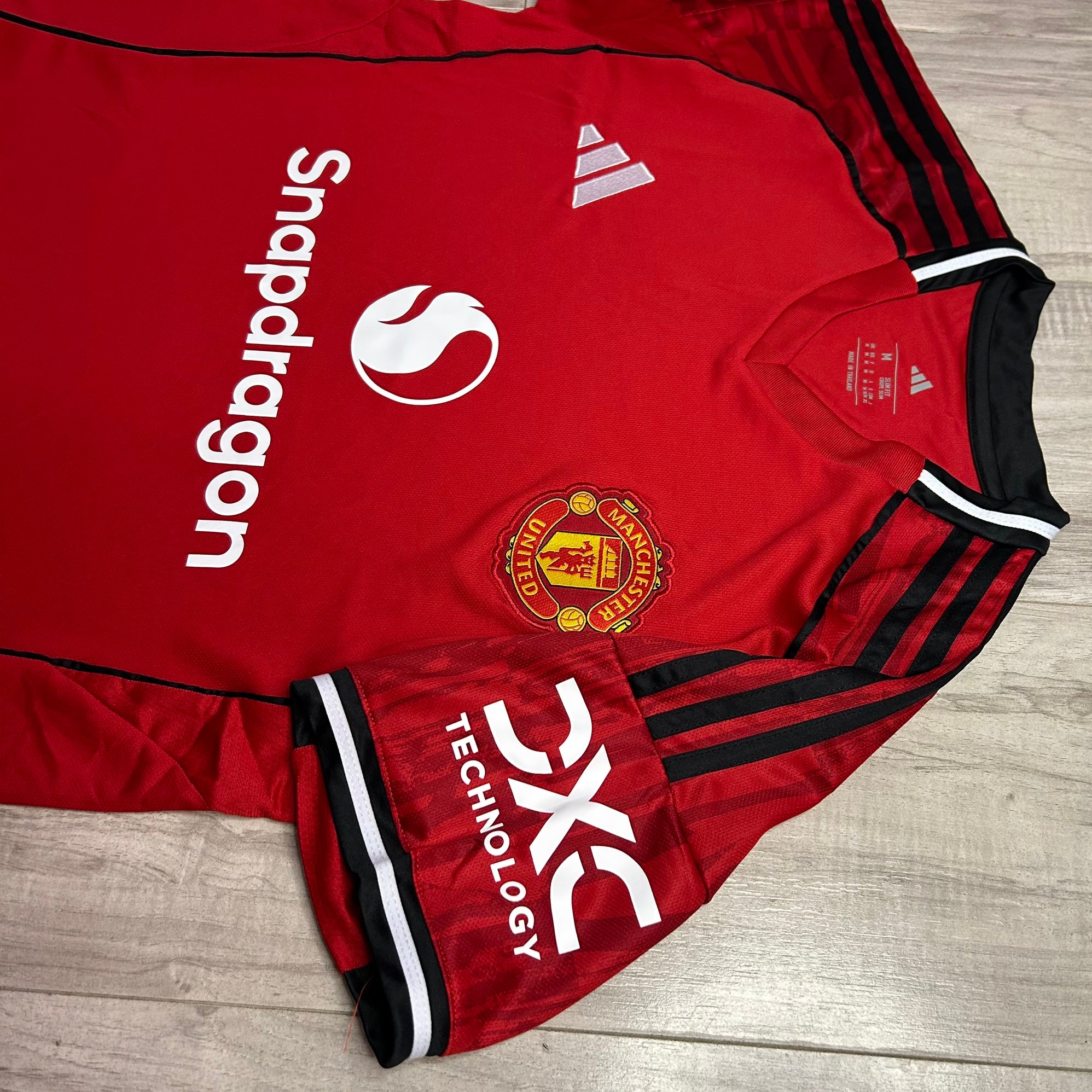 XL Manchester United Home Jersey 25/26 | SidelineSwap | Buy and