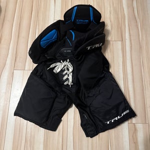 Medium Senior True AX7 Hockey Pants (Used)