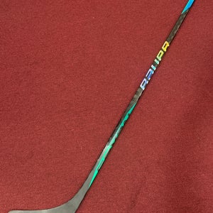 Bauer Nexus 2N Pro Right Handed P92 82 Pro Stock (New) Stick Item#PS2NS