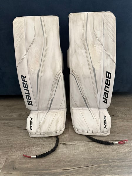 Medium Bauer GSX Goalie Leg Pads (Used)