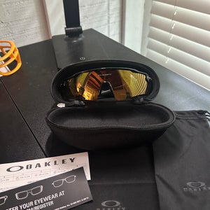 Brand New Oakley Radar EV Sunglasses