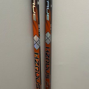 2 Pack - Senior True Hzrdus PX Left Hand Hockey Stick Toe Pattern Pro Stock (Used)