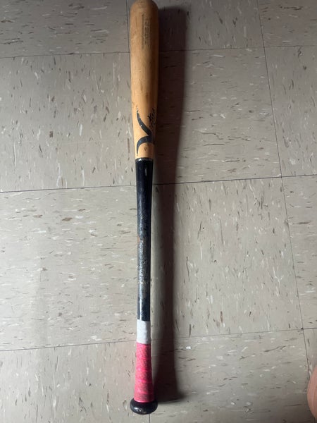 2023 Victus Tatis Maple BBCOR Certified Bat (-3)  29 oz 32" (Used)