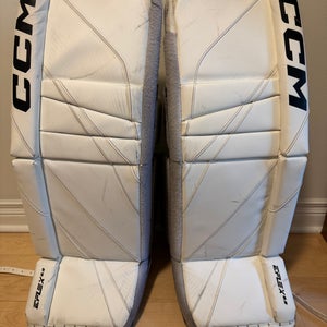 CCM EFlex 6.9 Goalie Leg Pads - Intermediate 32+1