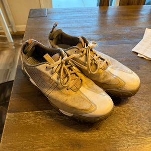 Men's Size M 10.0 (W 11.0) Footjoy Golf Shoes (Used)