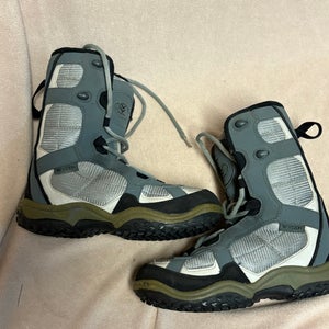 Kid's Vision Size M 5.0 (W 6.0) Snowboard Boots (Used)