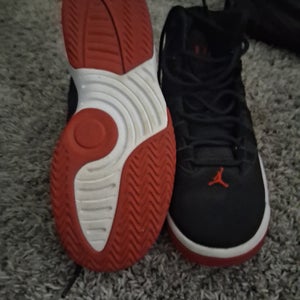 Black Size M 4.0 (W 5.0) Boys Air Jordan (New)