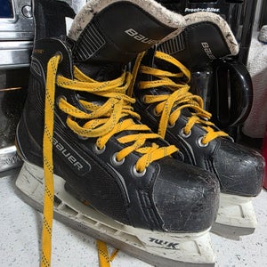 Bauer Supreme One20 Hockey Skates Regular Width Size 5 (Used)