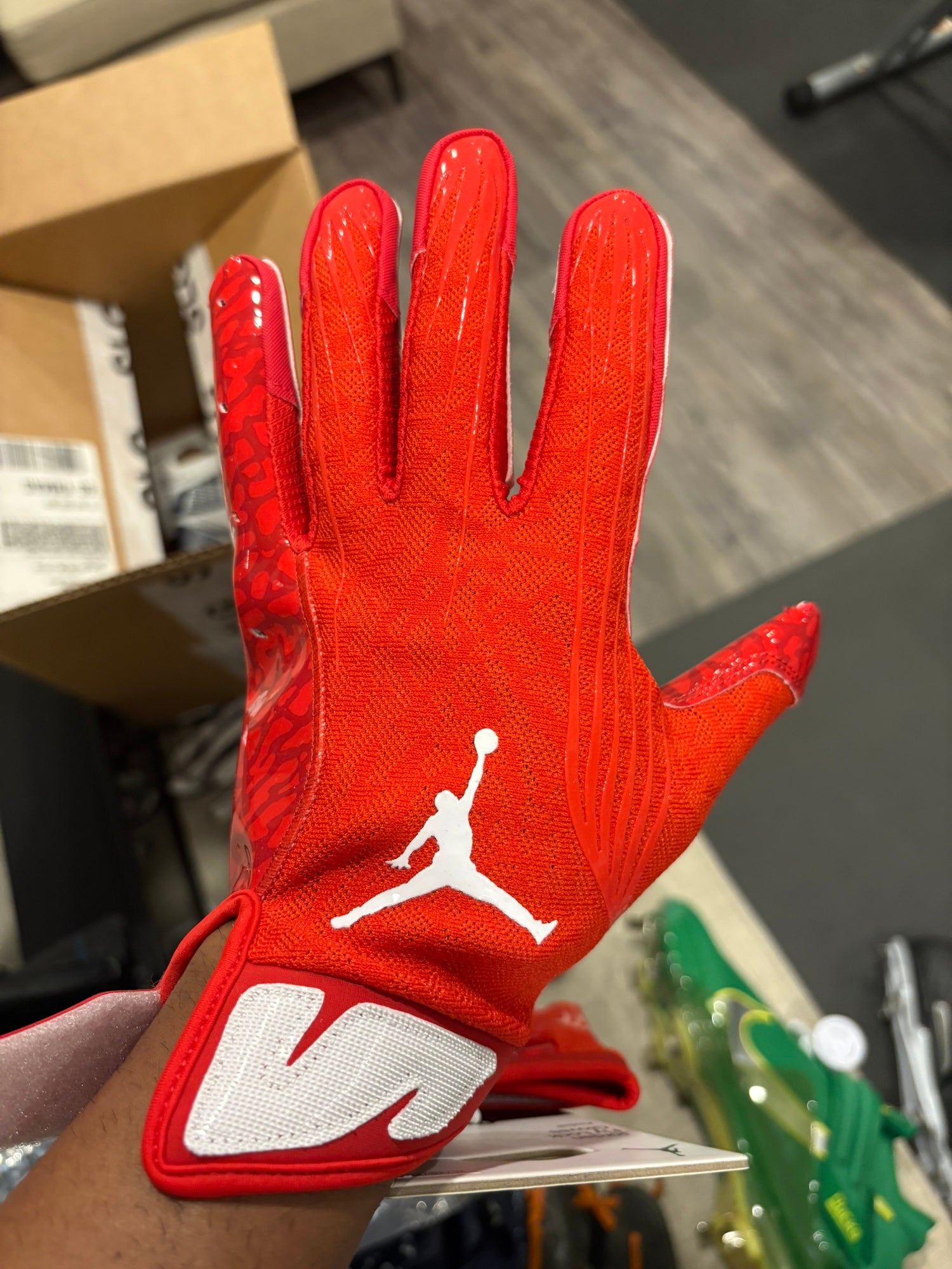 Nike Jordan Fly Lock Receiver Football Gloves, Mens XL Red New