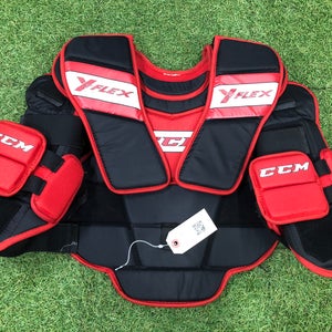 Youth Large/Extra Large CCM Y flex Goalie Chest Protector (Used)