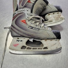 Used Bauer VAPOR Junior Hockey Skate Junior 03 11497-S000149630