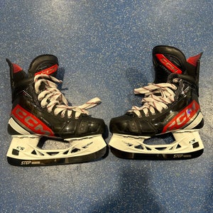 CCM Jetspeed FT6 Pro Size 4 Regular Width skates