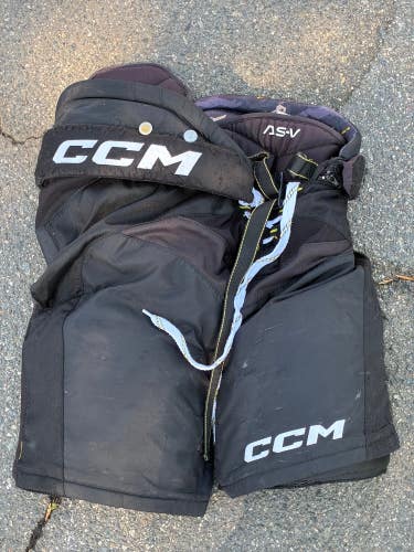 Black Senior Medium CCM Tacks AS-V Hockey Pants