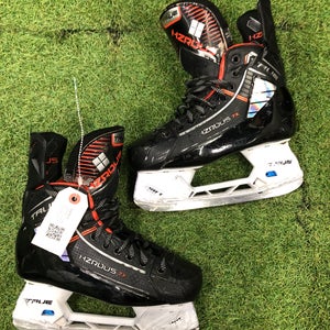Intermediate True HZRDUS 7X Hockey Skates Regular Width Size 5.0 (Used)