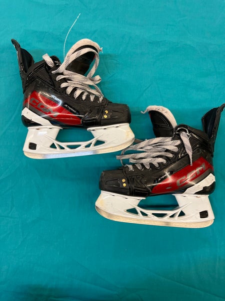CCM Jetspeed FT680 Hockey Skates | INT 4.5