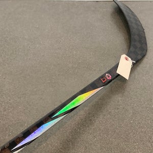 Used Junior Bauer Proto-R Right Handed Hockey Stick P92