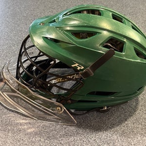 Cascade R Helmet: Green (W Goalie Attachment)