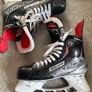 Bauer Vapor X3.7 Hockey Skates Regular Width Size 6 (Used)