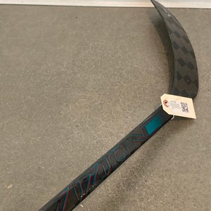 Used Junior CCM Vizion Right Handed Hockey Stick P29 +1/4