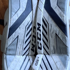 31+1" CCM Intermediate Regular Axis 1.9 Goalie Leg Pads (Used)