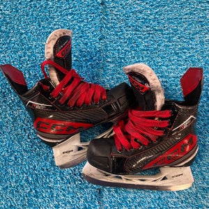 Youth CCM JetSpeed FT6 Pro Hockey Skates Regular Width 13 (Used)