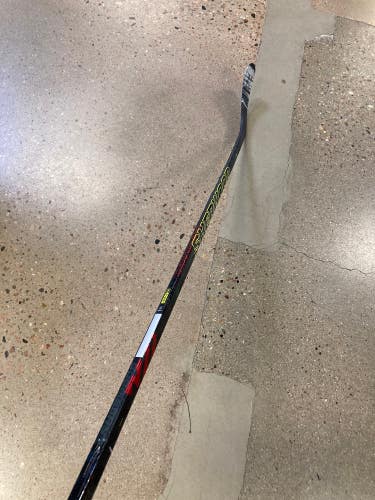 Intermediate Sher-Wood Rekker Legend Pro Hockey Stick Left Hand PP28 (Used)