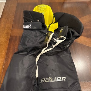 Large Senior Bauer Supreme Ignite Pro Hockey Pants (Used)
