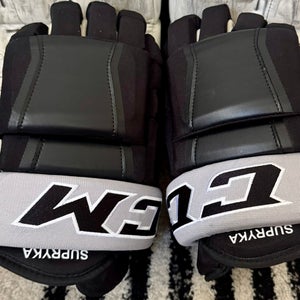 CCM HG97 Gloves 15" Pro Stock
