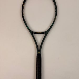 Yonex Vcore Pro 97 310 2019, 4 1/4 Excellent 9.5/10