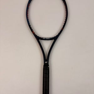 Yonex Vcore Pro 97 310, 4 3/8 Very Good Condition