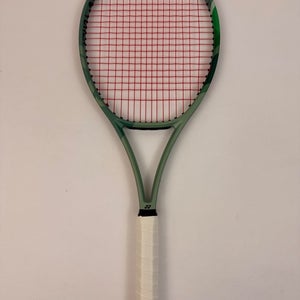 Yonex Percept 97 310, 4 1/4 Excellent 9/10