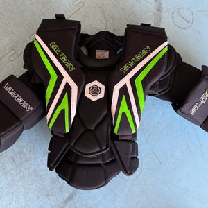 Vaughn Goalie Chest Protector Intermediate SLR4 Medium