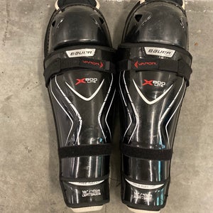 Used Senior Bauer Vapor X800 Lite Shin Pads 16"