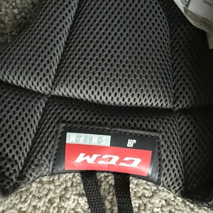 Small / Medium CCM EFLEX 5.5 Goalie Chest Protector (Used)